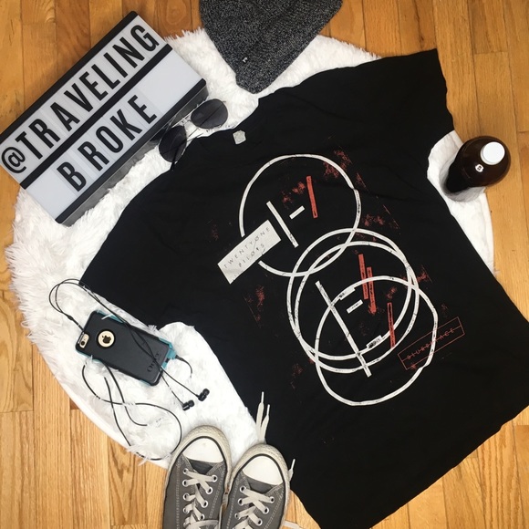 Rock Me Other - 🎸 Twenty One Pilots Unisex Band Tee